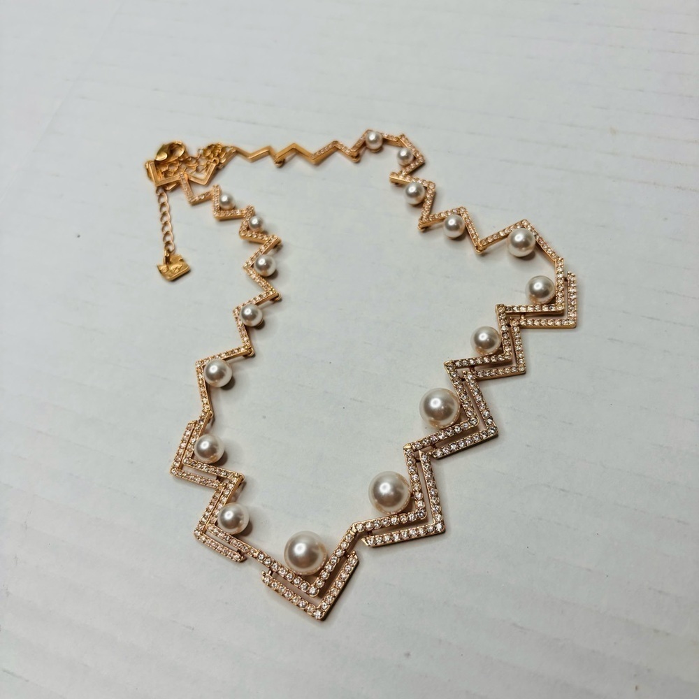 SWAROVSKI Edify All-Around Necklace - Picture 6 of 6